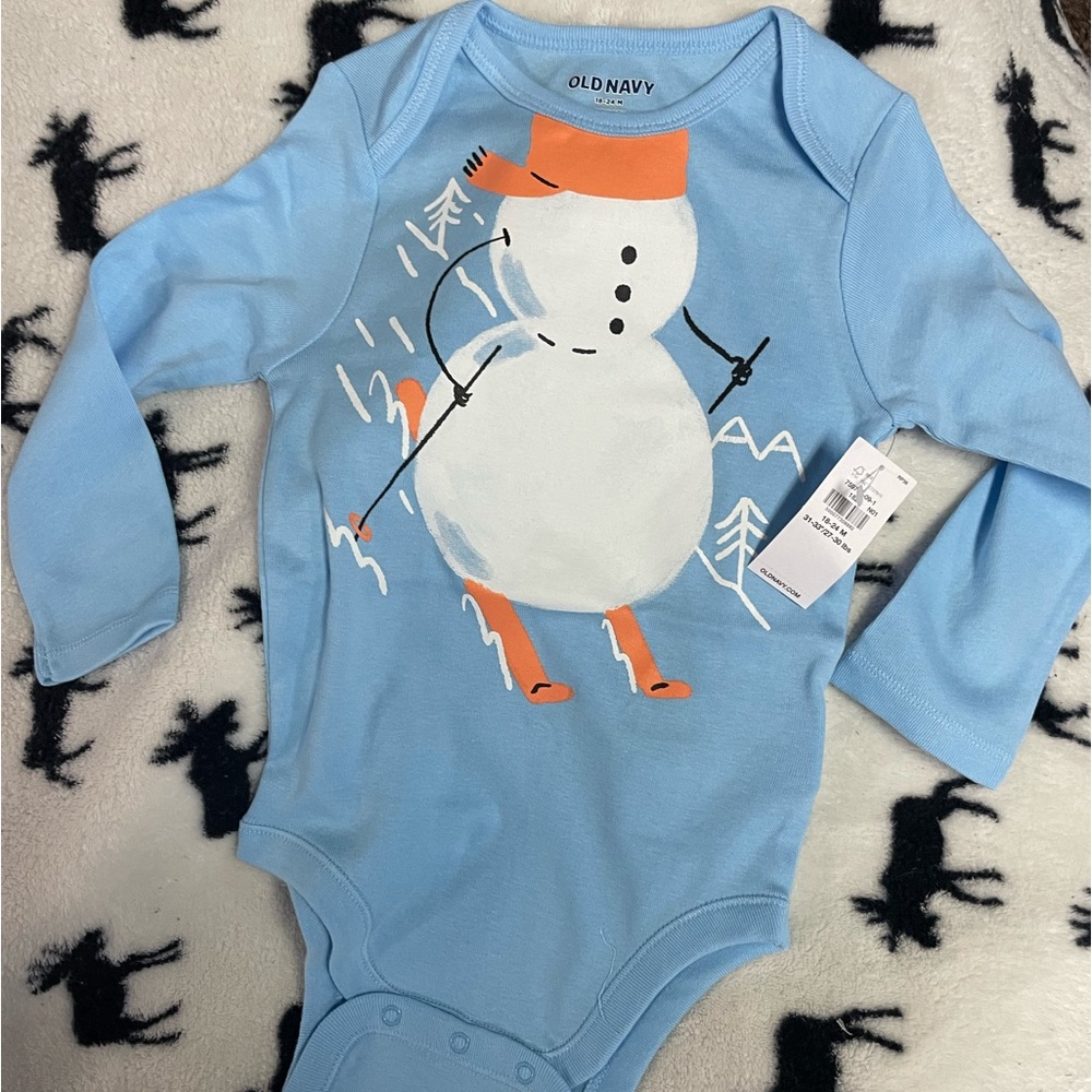 ❄️ NWT❄️ Snowman Long Sleeved Onesie ⛄️ (18-24 months) Old Navy ⛄️